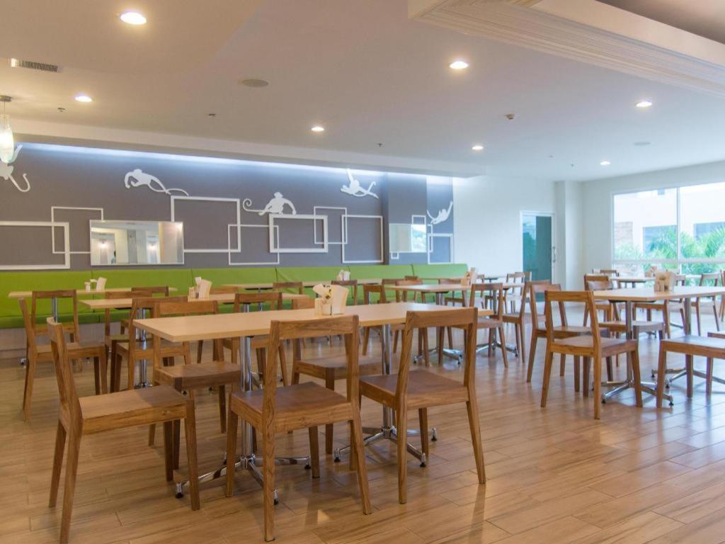 Prachuap Grand Hotel Прачуапкхирикхан Экстерьер фото